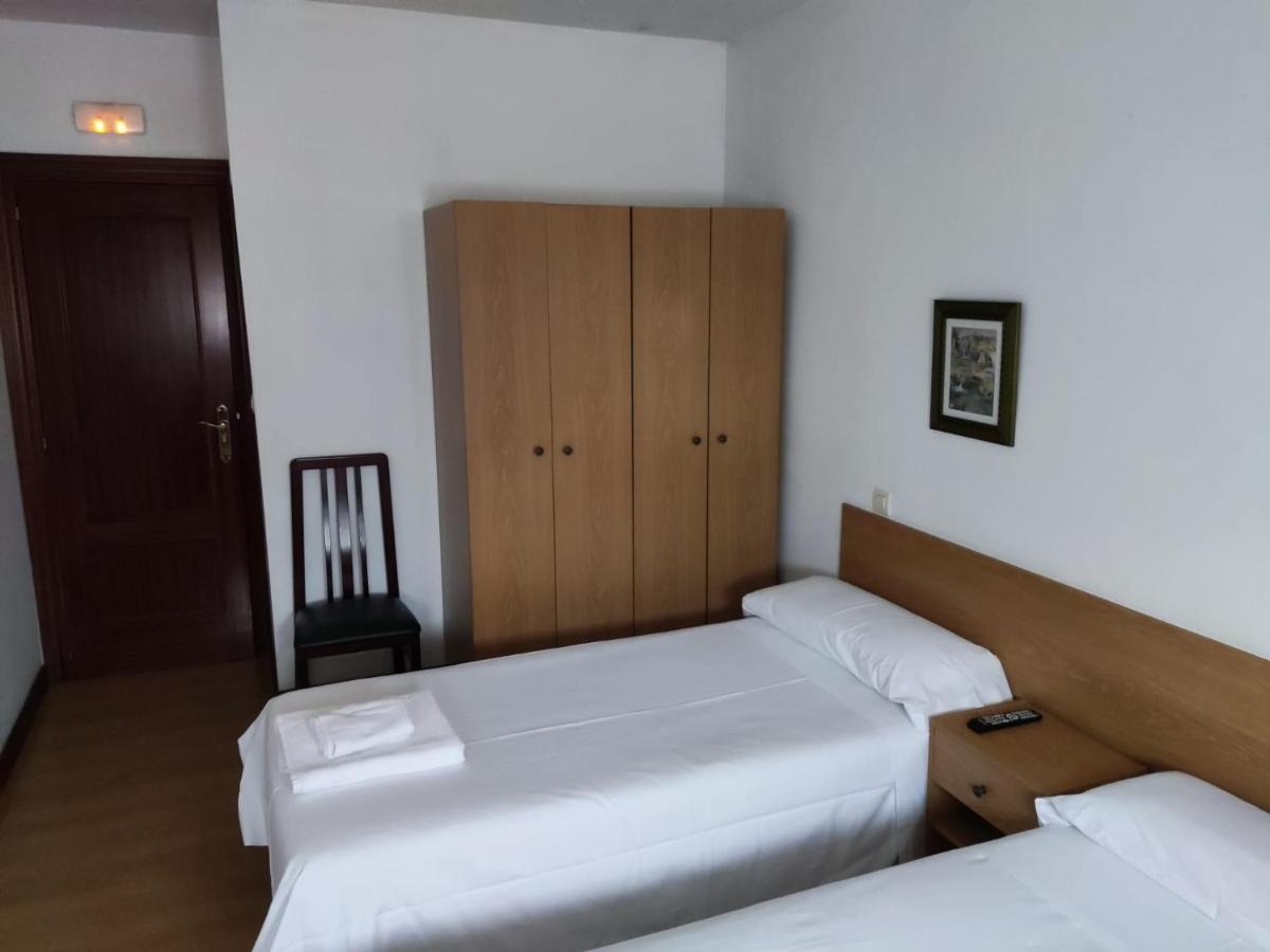 Pension Las Matillas Miranda de Ebro Exterior photo