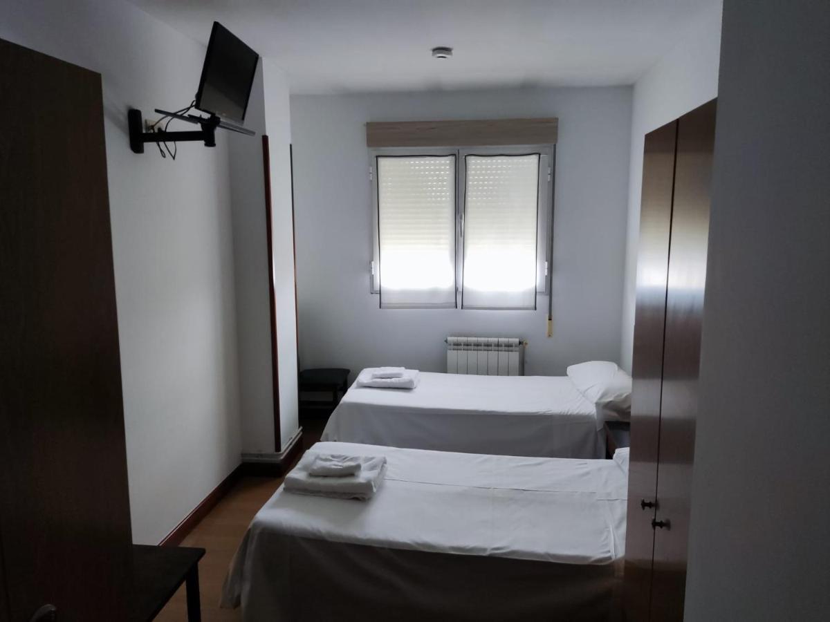 Pension Las Matillas Miranda de Ebro Exterior photo